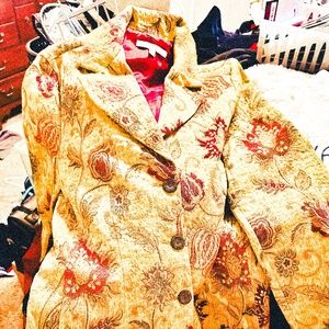 CABI DRESSY VELVET INSIDE LAYER OVERCOAT